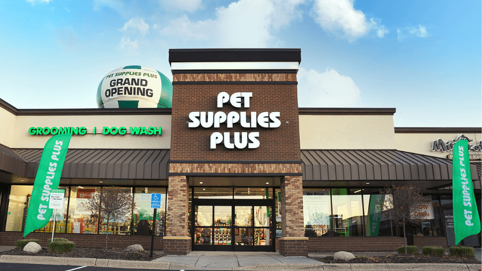 Pet Supplies Plus operator purchases 29 Wag ‘N Wash stores
