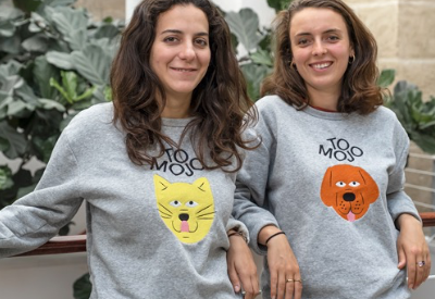 French friends bring insects to felines