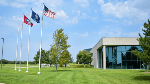 Simmons to invest $ 115 million in production lines