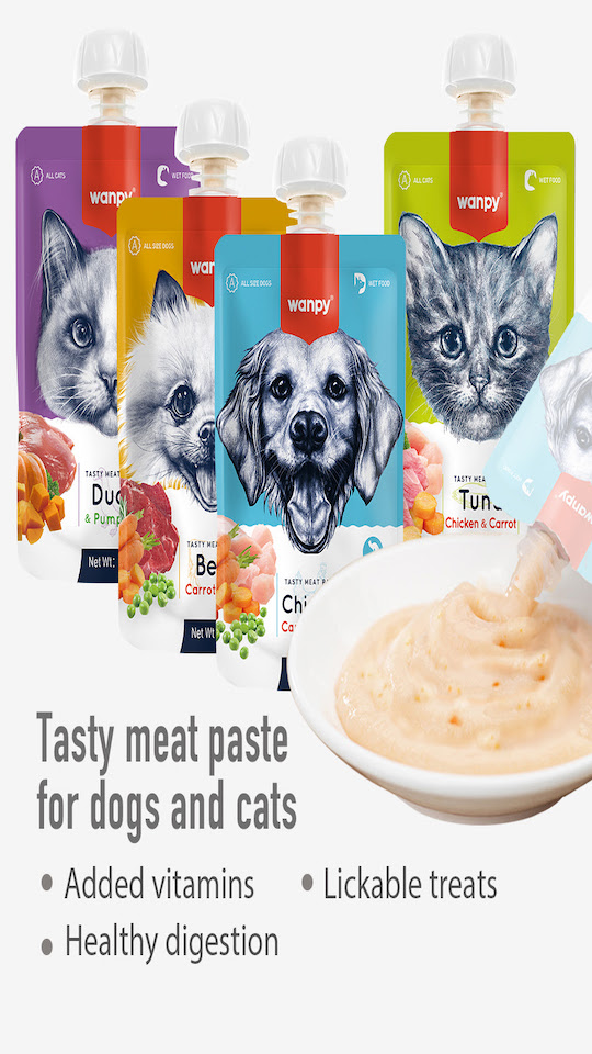 Meat paste for dogs and cats