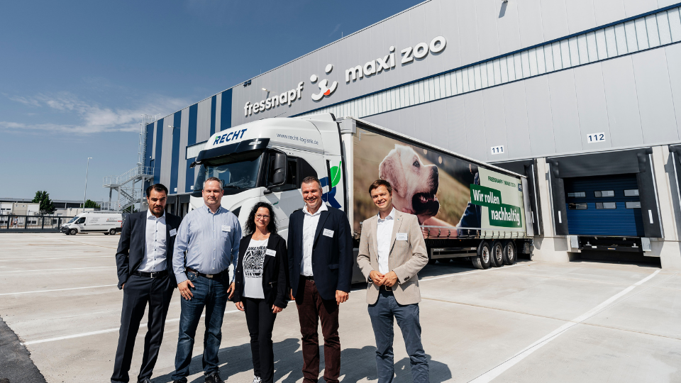 Fressnapf opens new logistic warehouse near Berlin