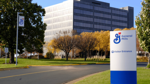General Mills’ pet portfolio hits .5 billion