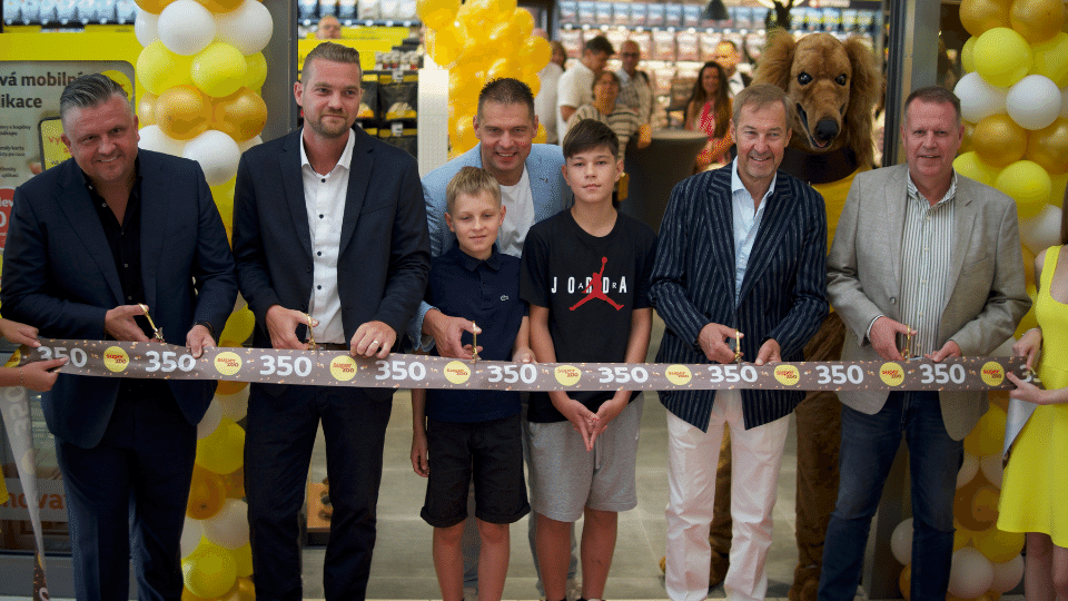 Czech Super Zoo opens 350th store