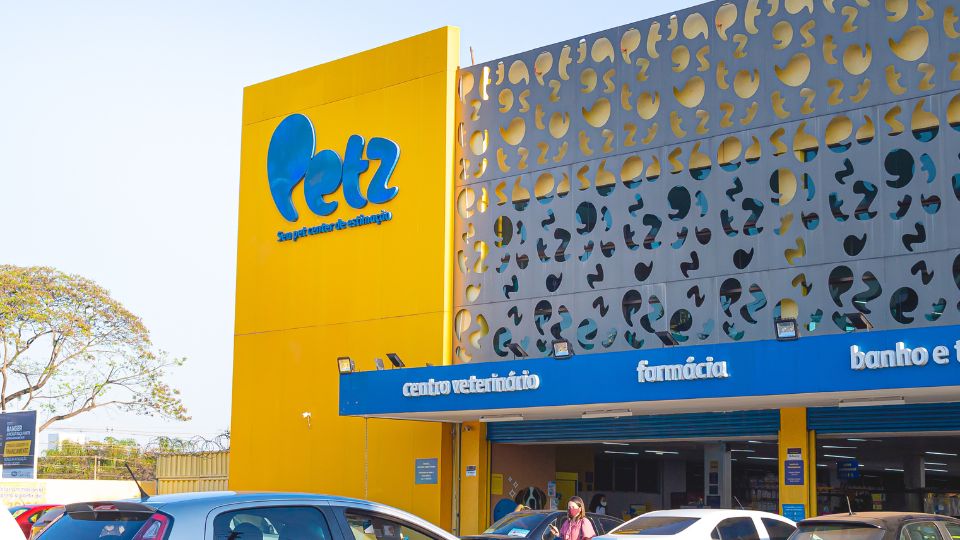 Petz increases market share despite “fiercer” competition in 2023