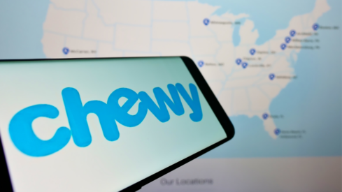 Can Chewy reach its growth targets and double its stock price in 2025?