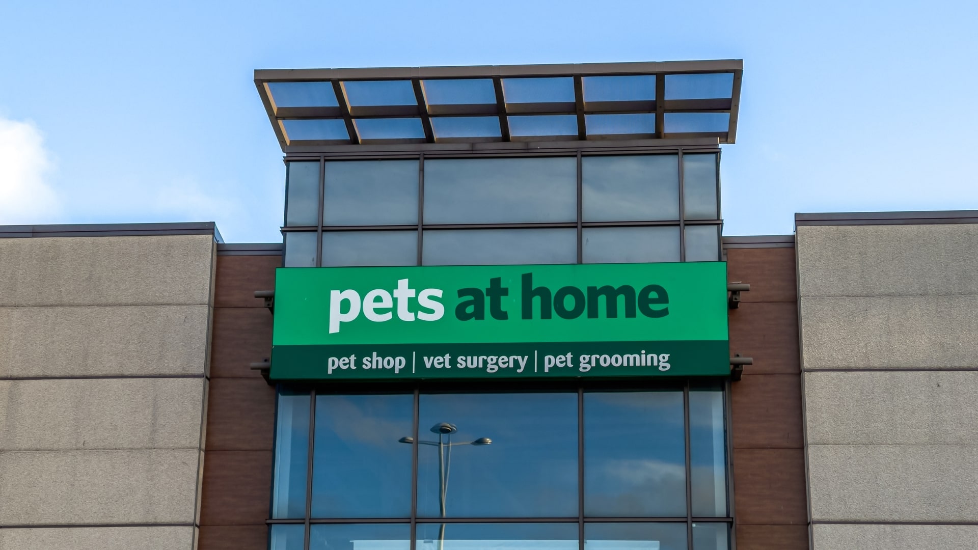 Pets at Home “outperforms” in H1 amid a challenging market period