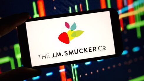 Strong cat portfolio, drop in dog snacks: J.M. Smucker’s business in last quarter