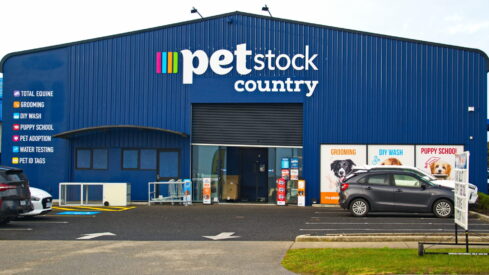Australia: Petstock lifts Woolworths earnings in H1